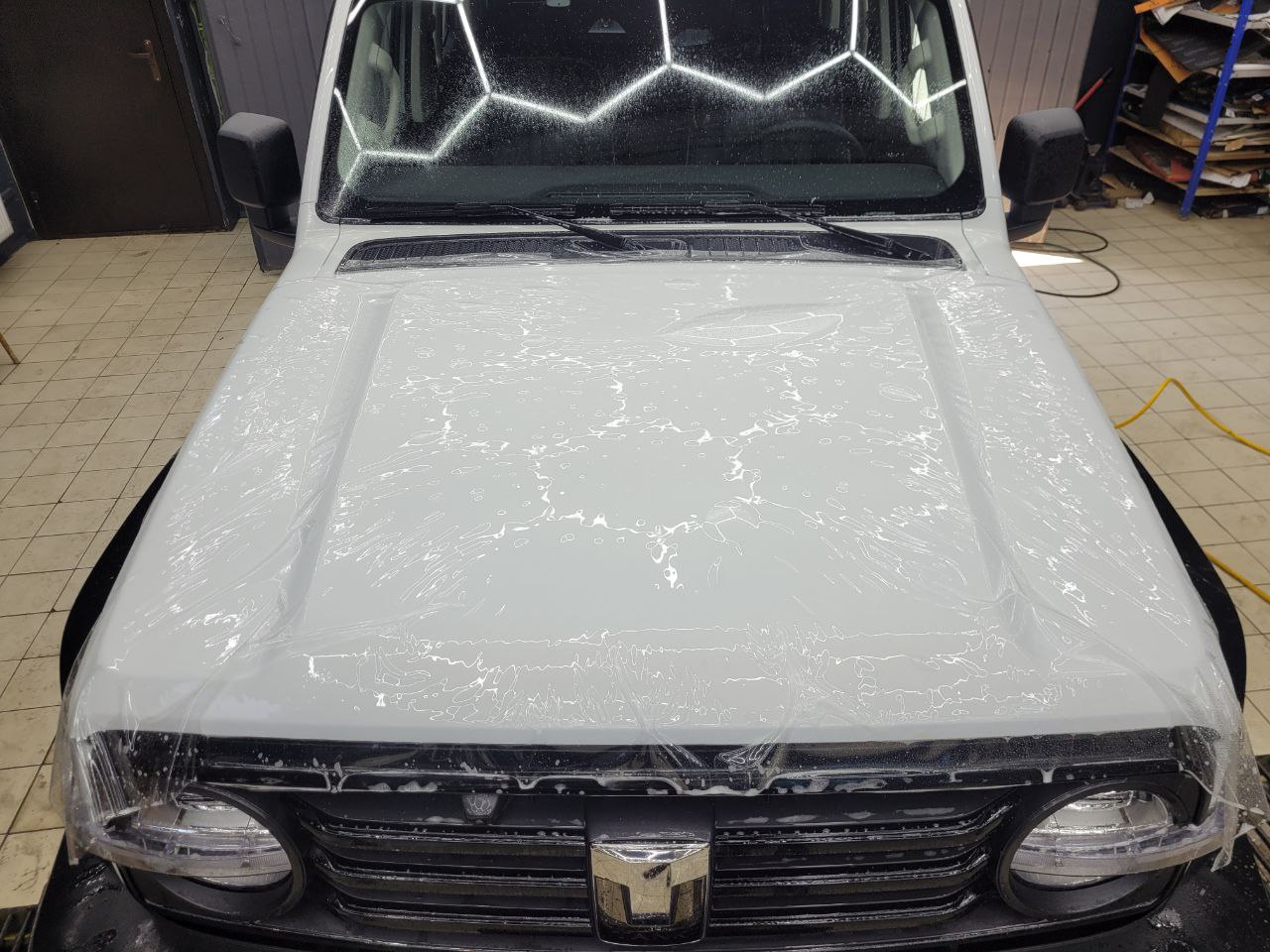 Оклейка кузова защитной пленкой